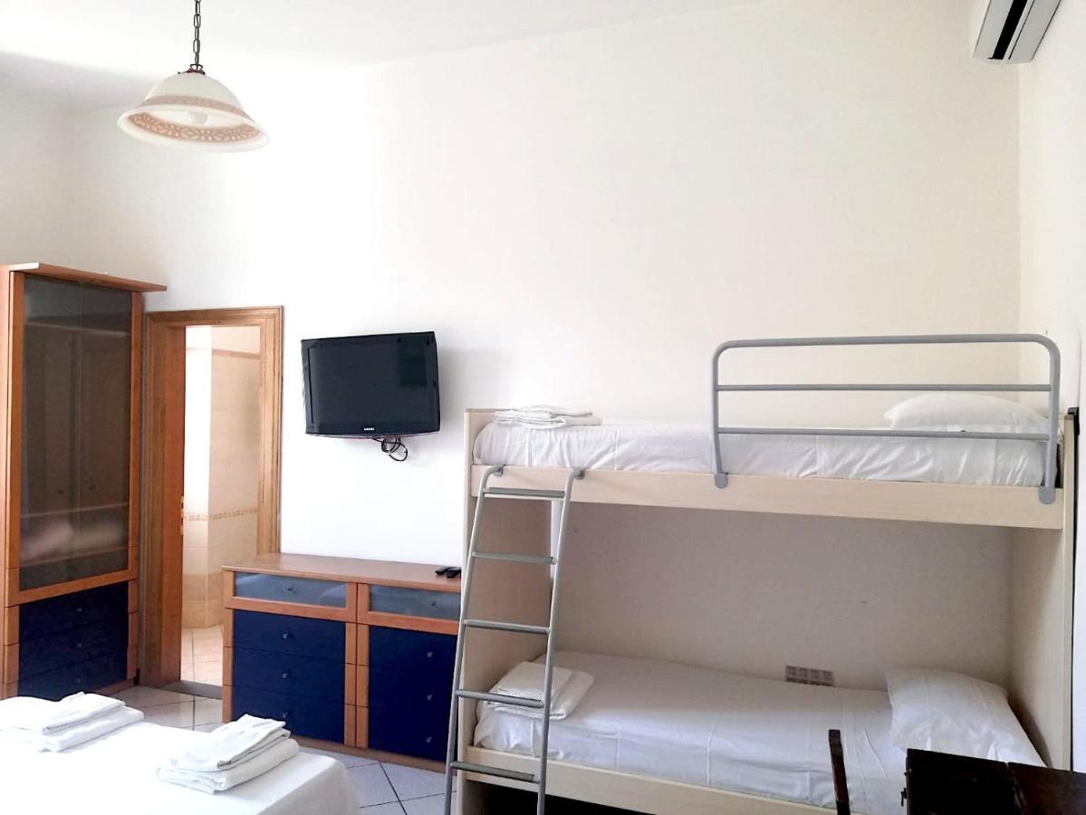 Large Two-Bedroom Apartment Via Fiume 1
