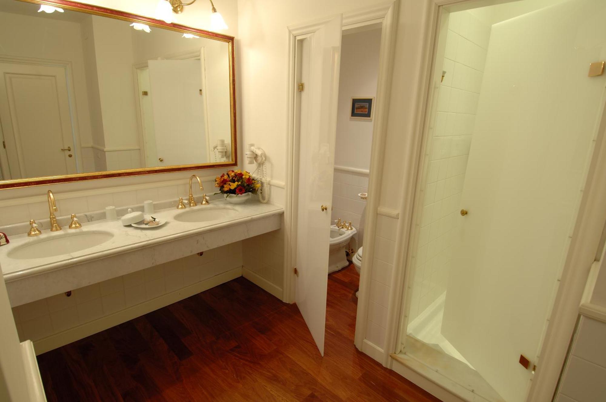 Deluxe Double Room Patio
