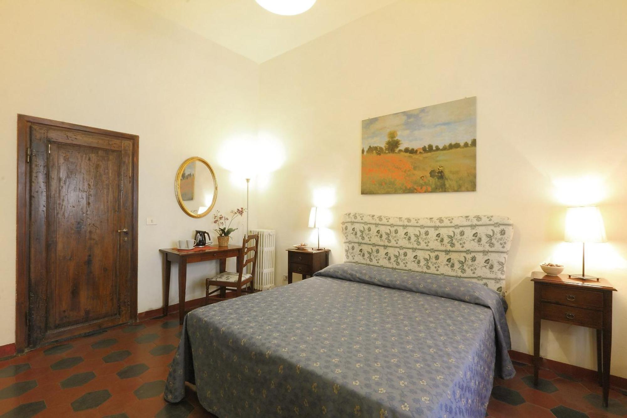 Double Room with Shared Bathroom,1215941110:JPEG