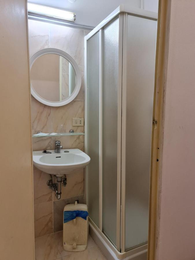 Chambre Simple avec Salle de Bains Privative