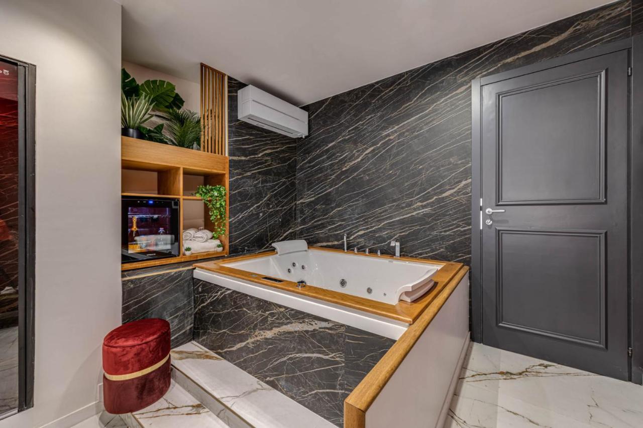 Deluxe Queen Room,1253533219:JPEG