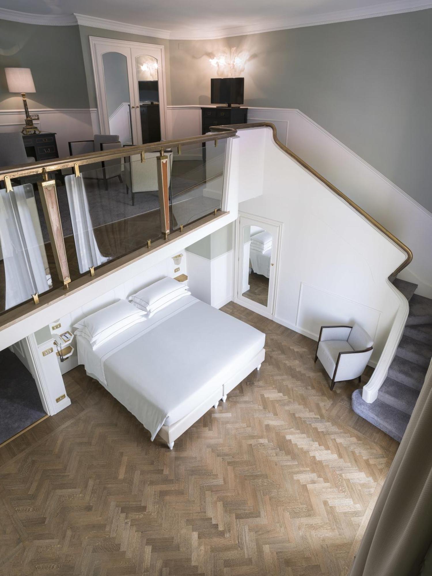 Family Suite Split Level