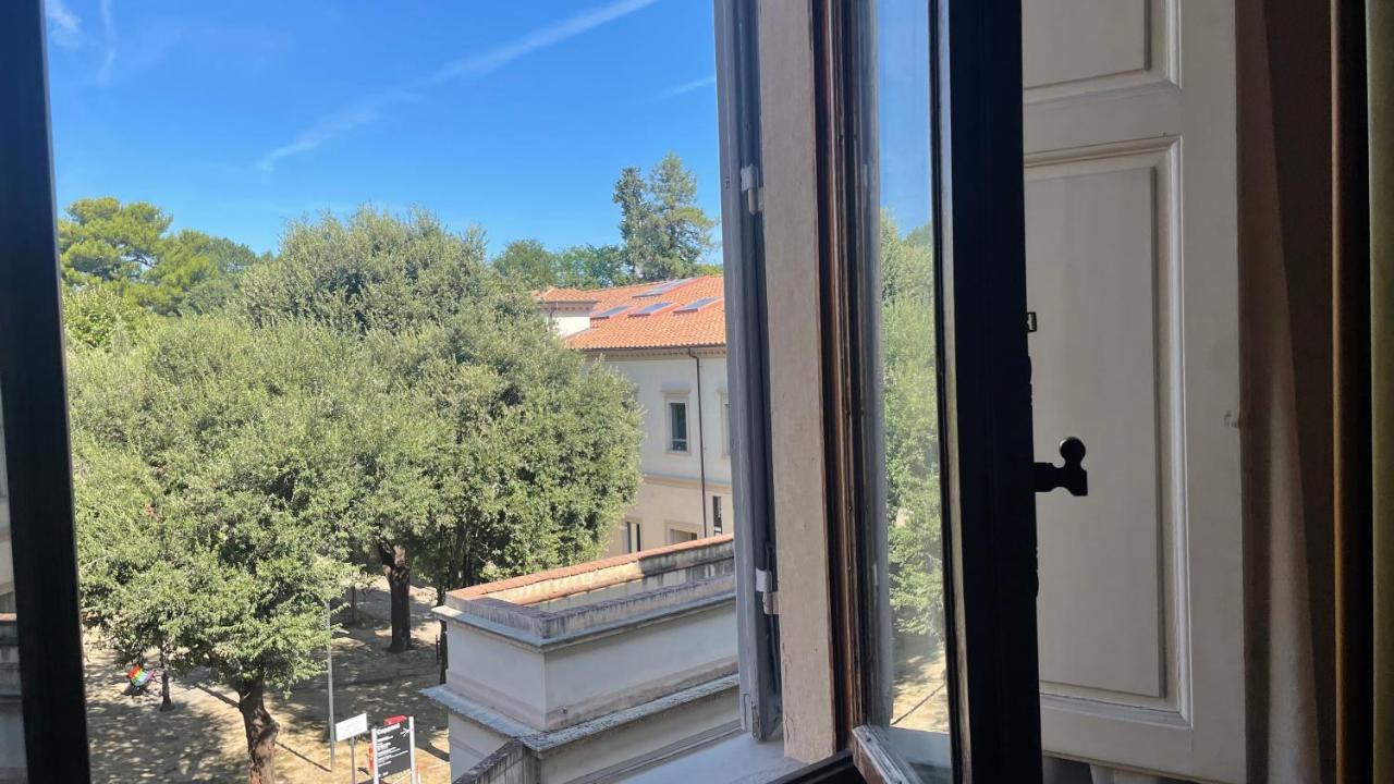One-Bedroom Apartment,1288730533:JPEG