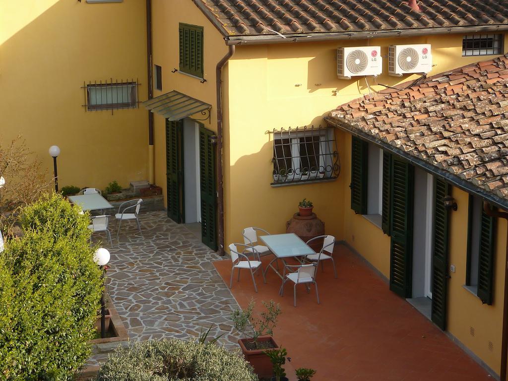 Apartment,136498389:JPEG