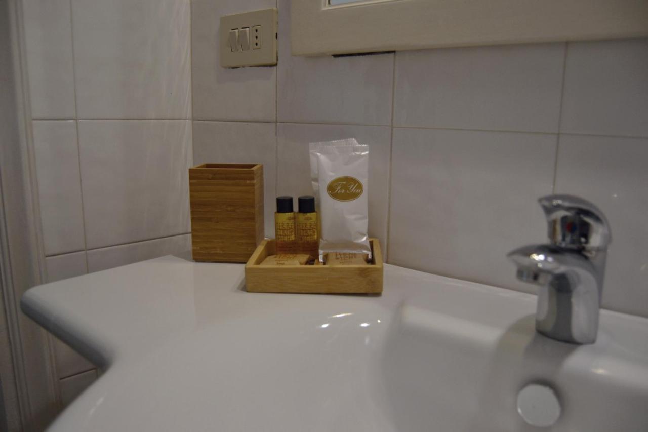 Double Room,1367722427:JPEG