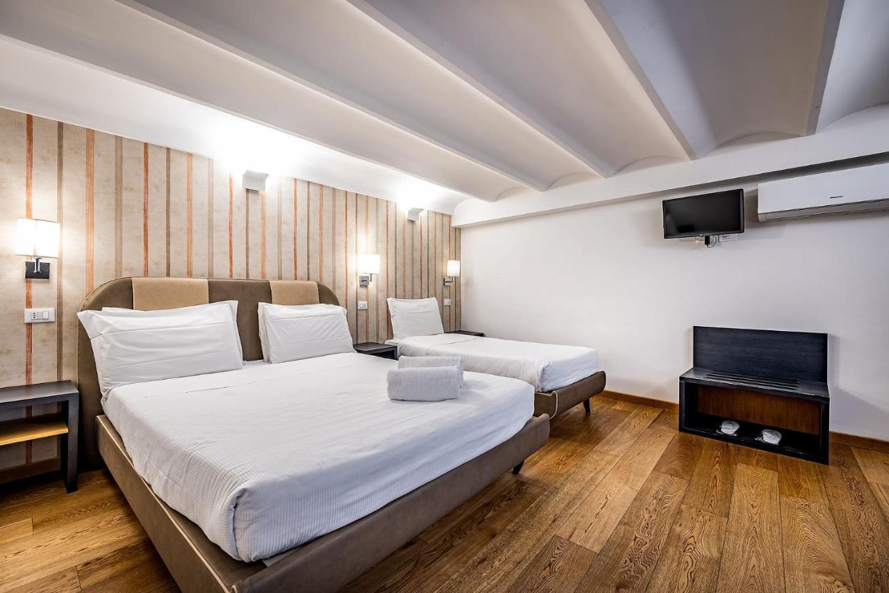 Standard Studio,1416622047:JPEG