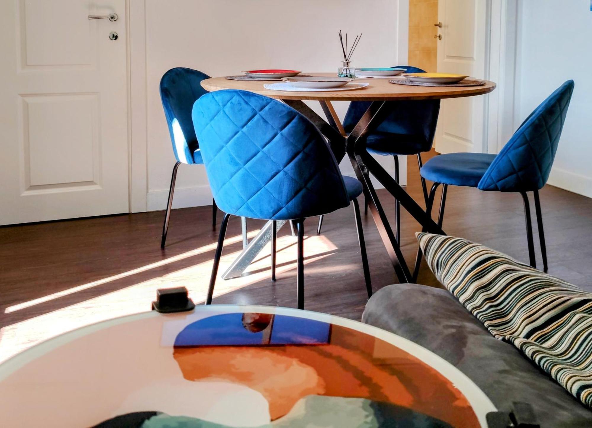 One-Bedroom Apartment 1