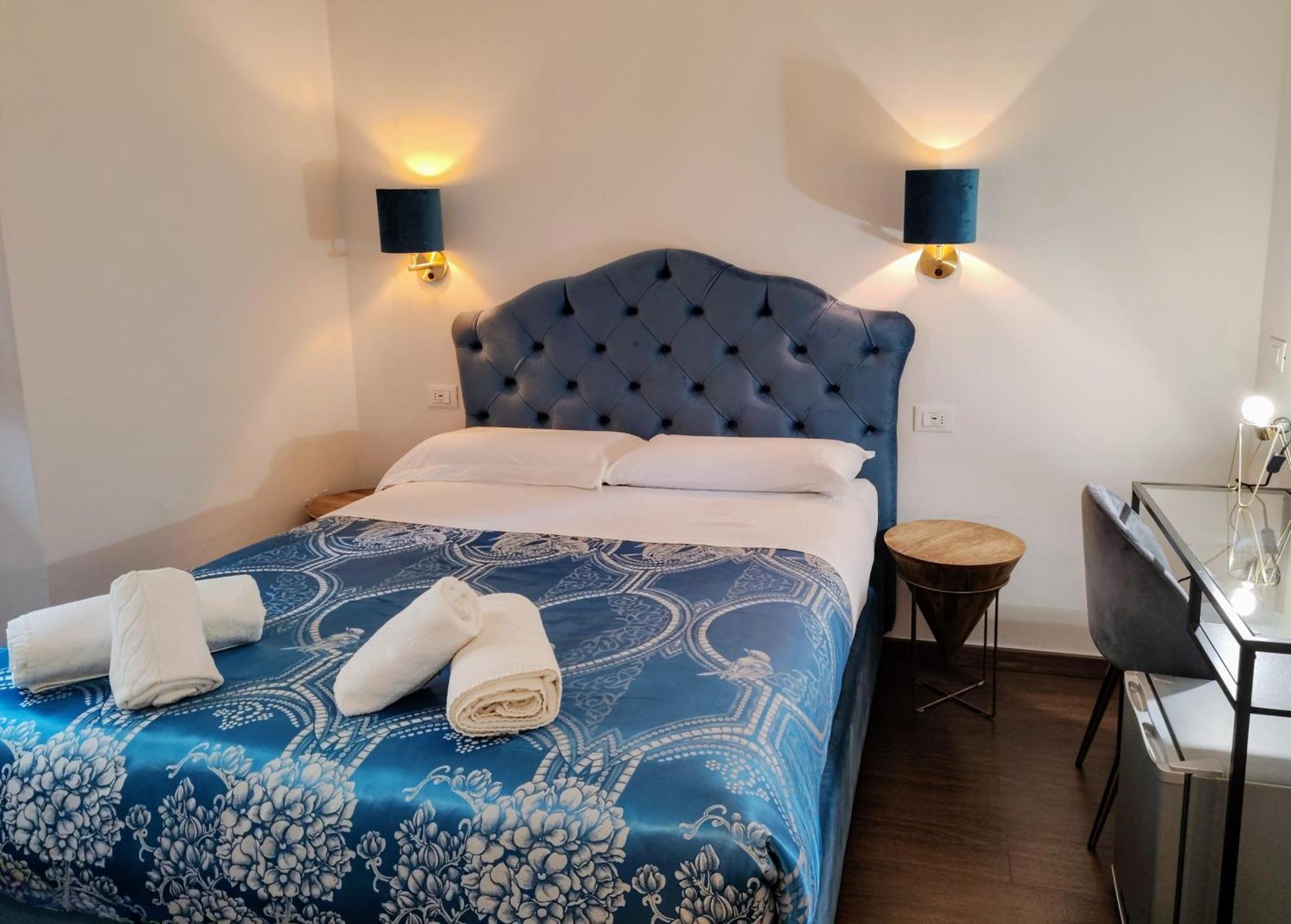 Small Double Room,1500302950:JPEG