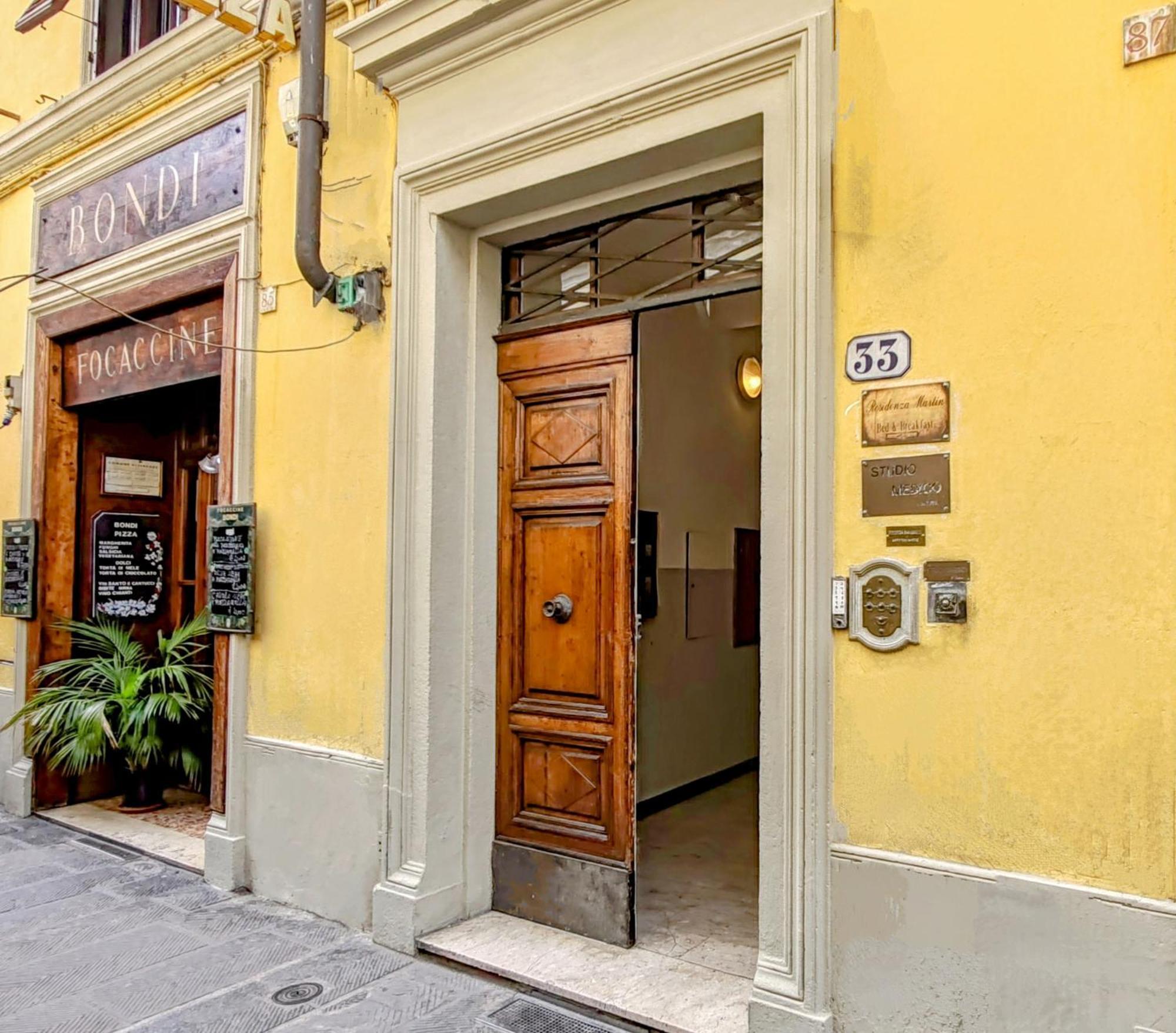 One-Bedroom Apartment 1
