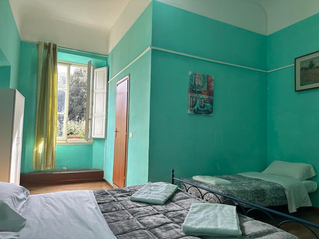 Triple Room Private Bathroom