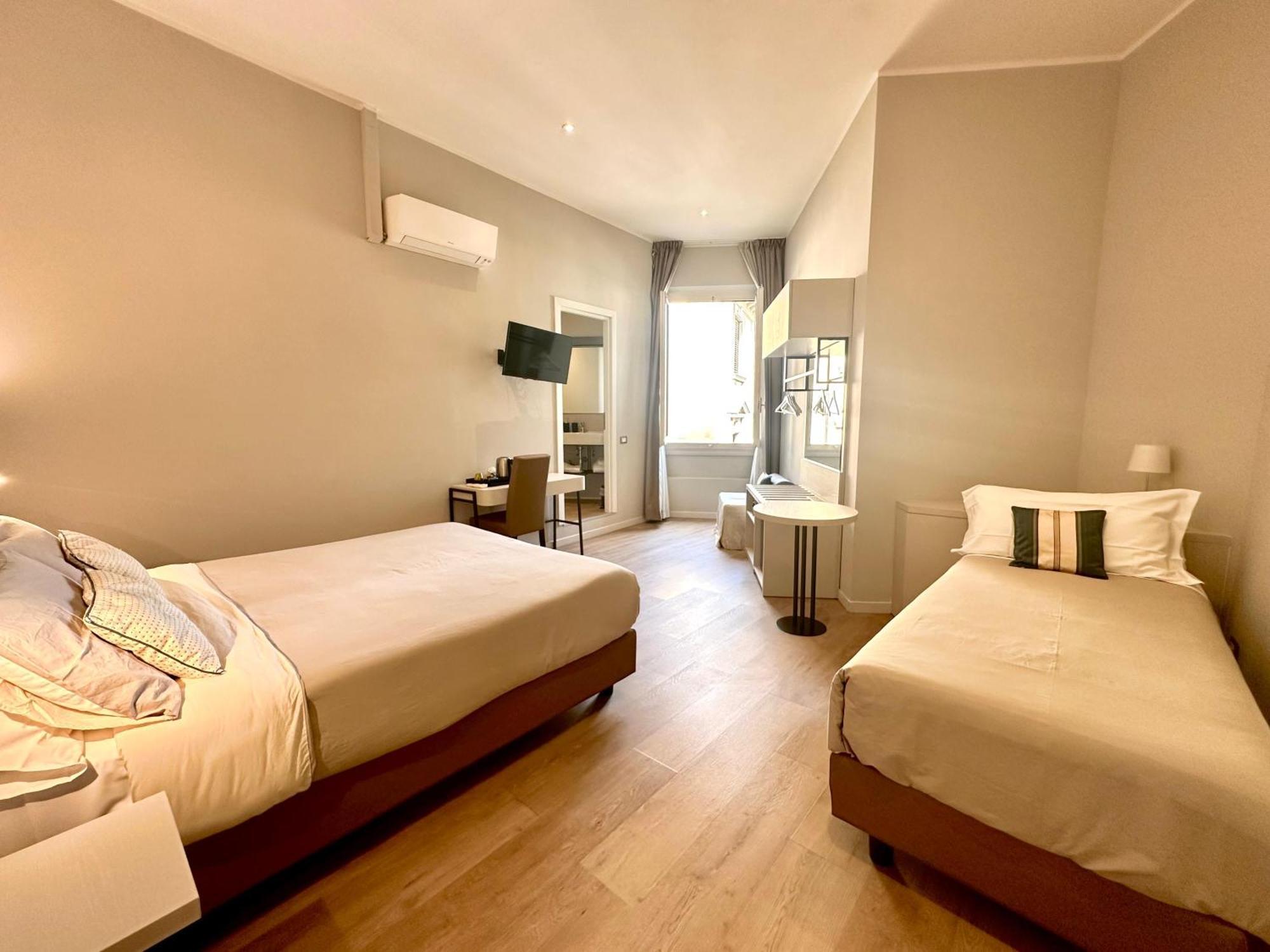 Comfort Triple Room