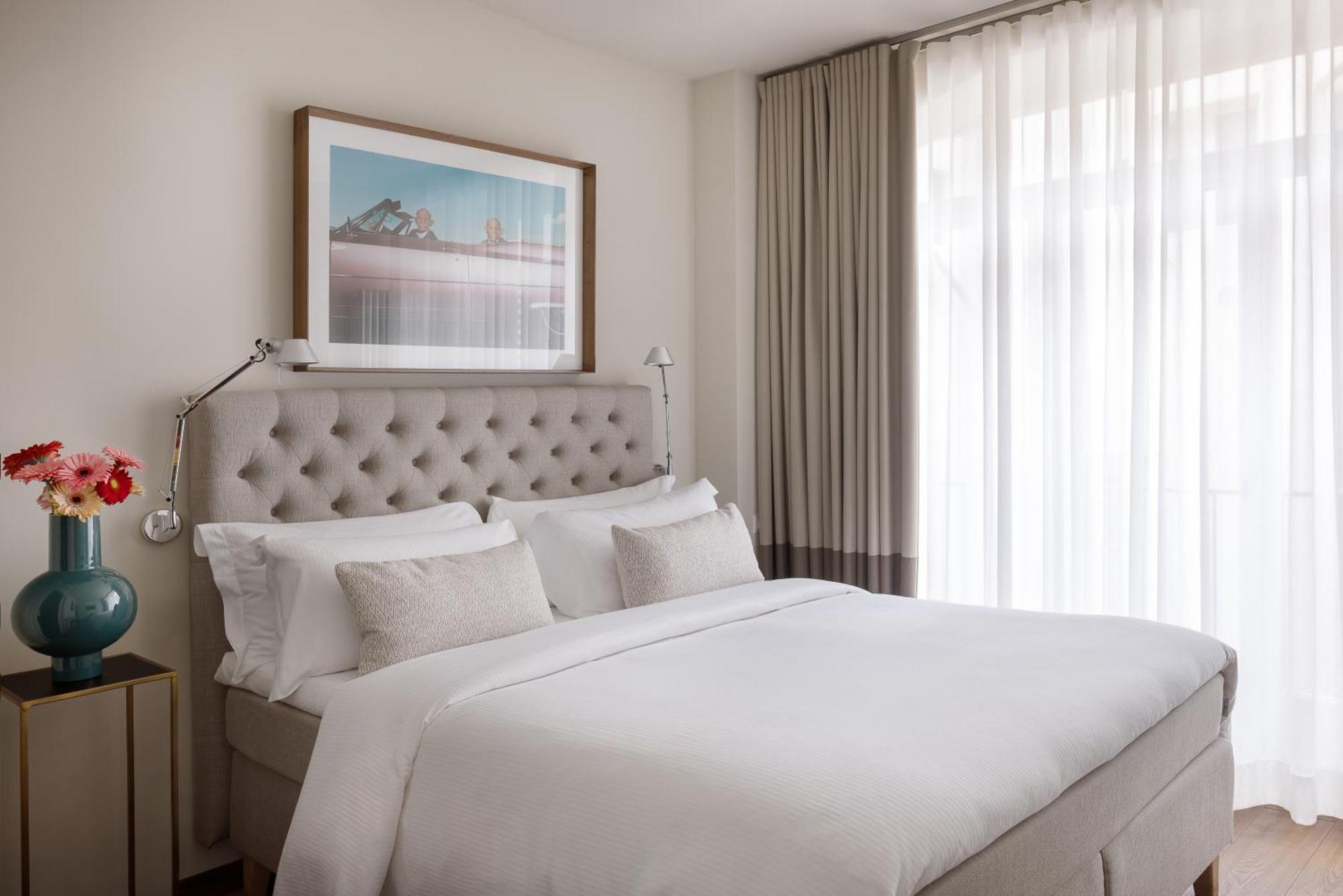 Queen Double Room,1577038397:JPEG