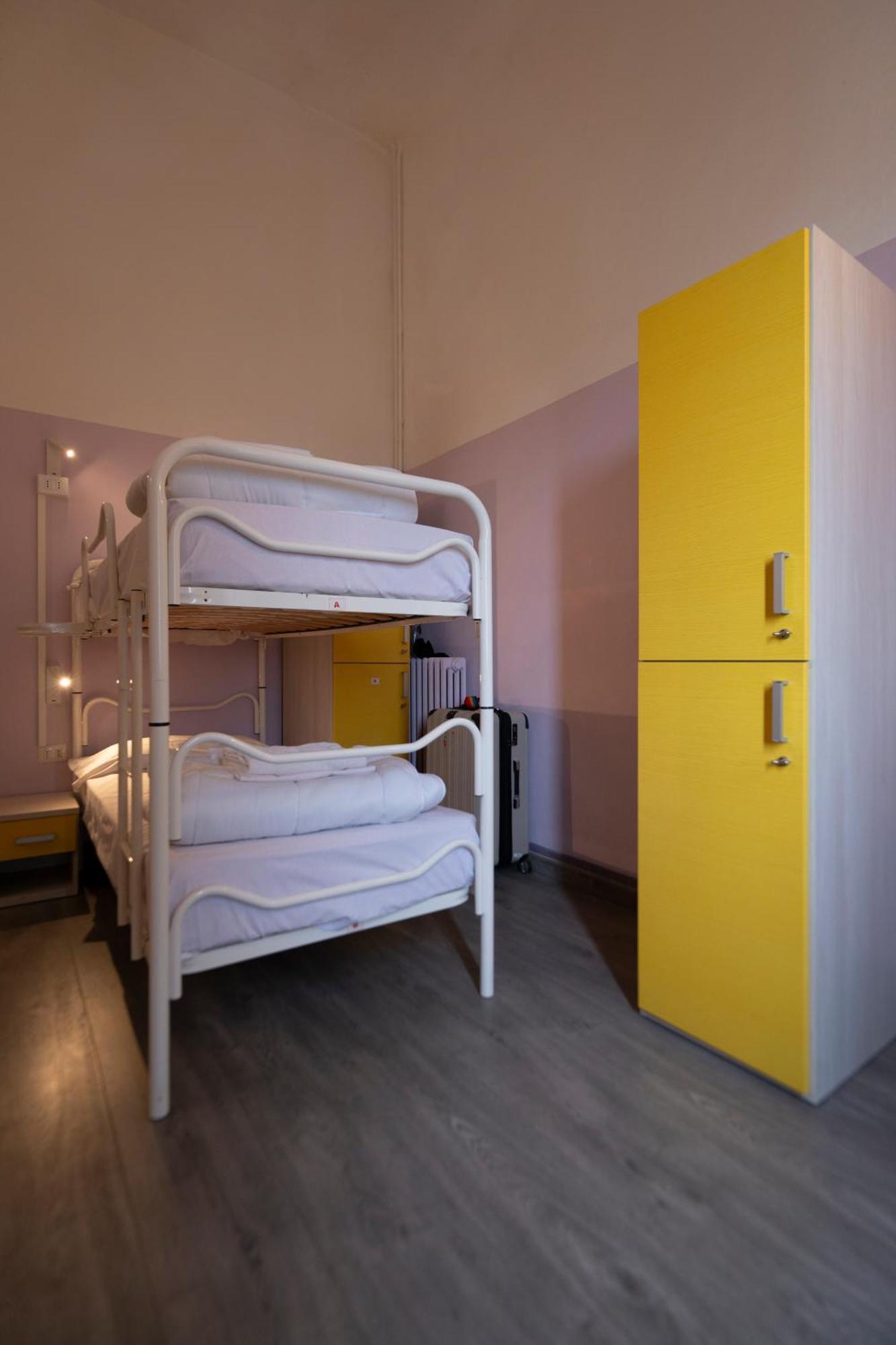 Bed 4-Bed Female Dormitory Room