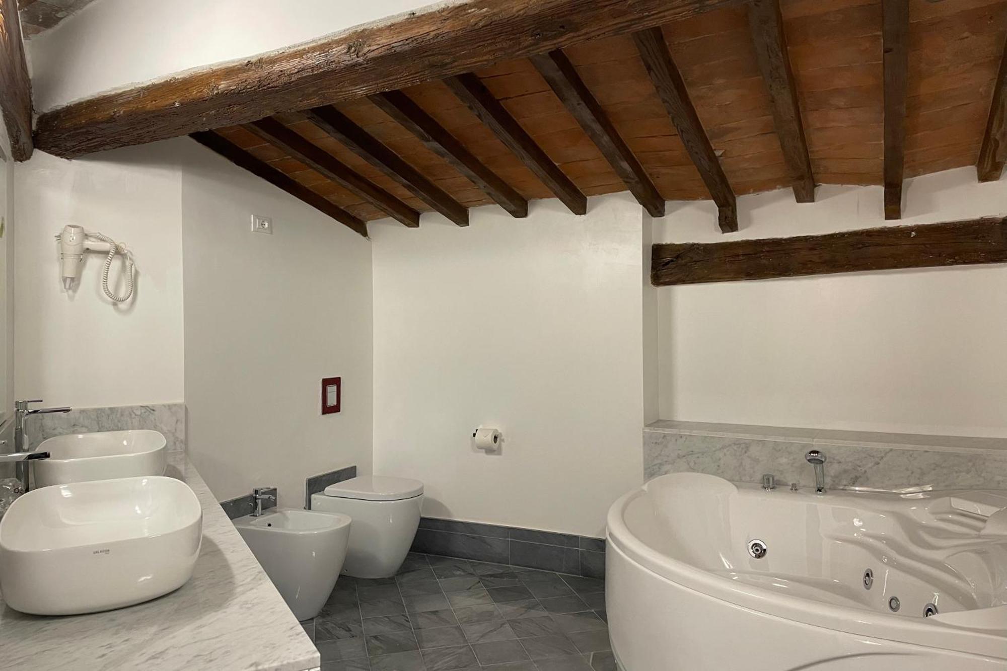 Suite Hot Tub