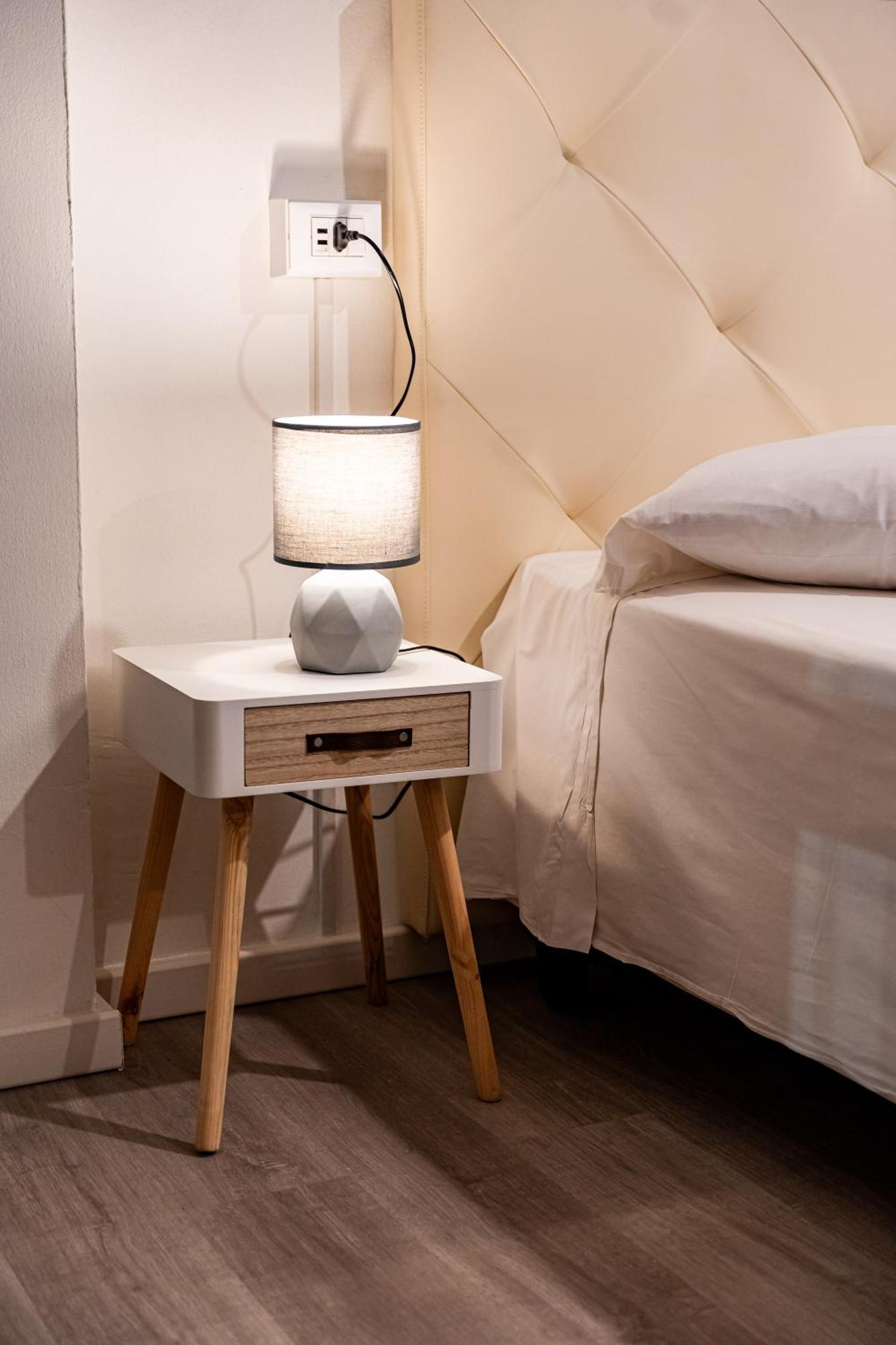 Large Double Room,1646960958:JPEG