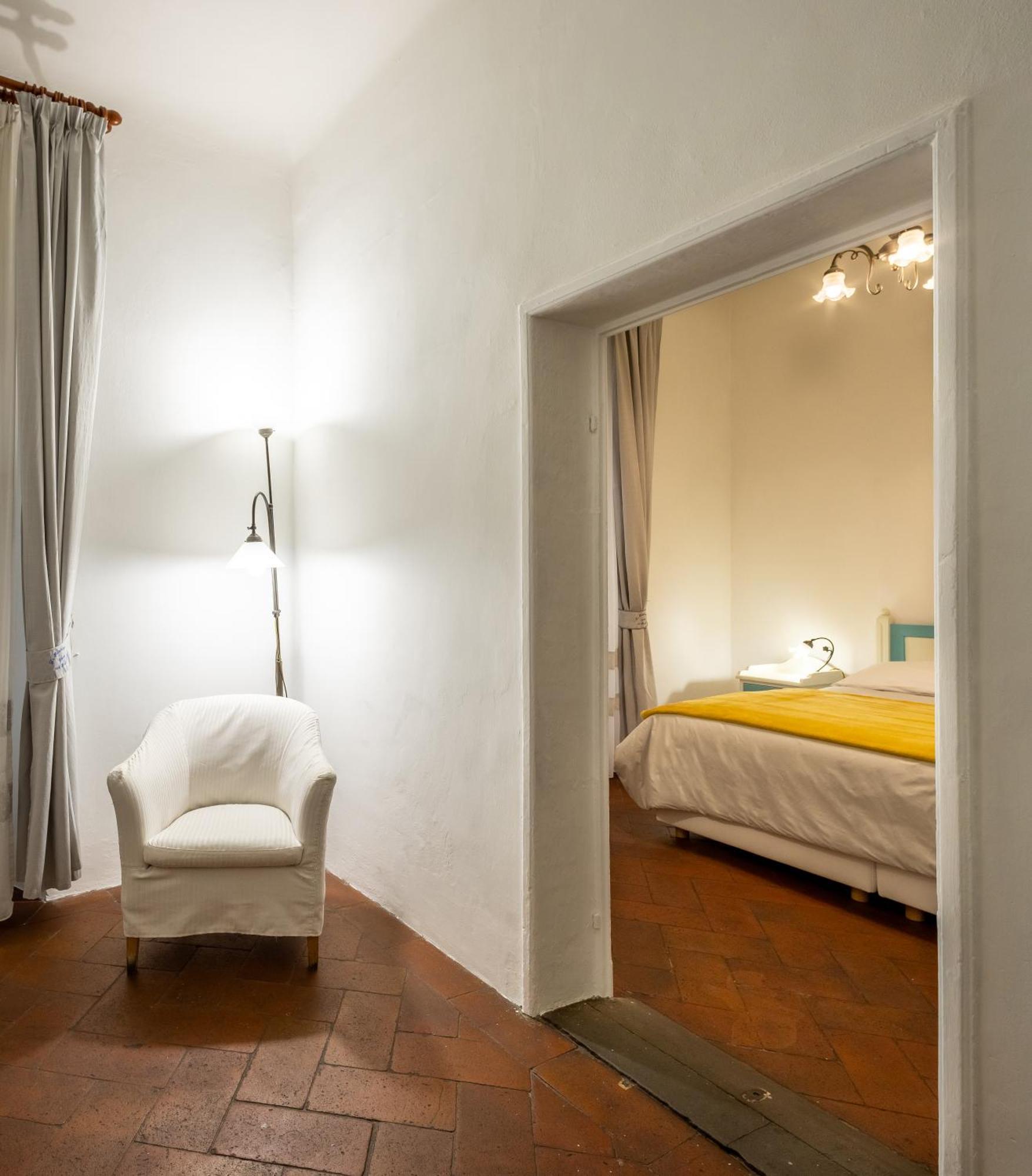 Large Double or Twin Room