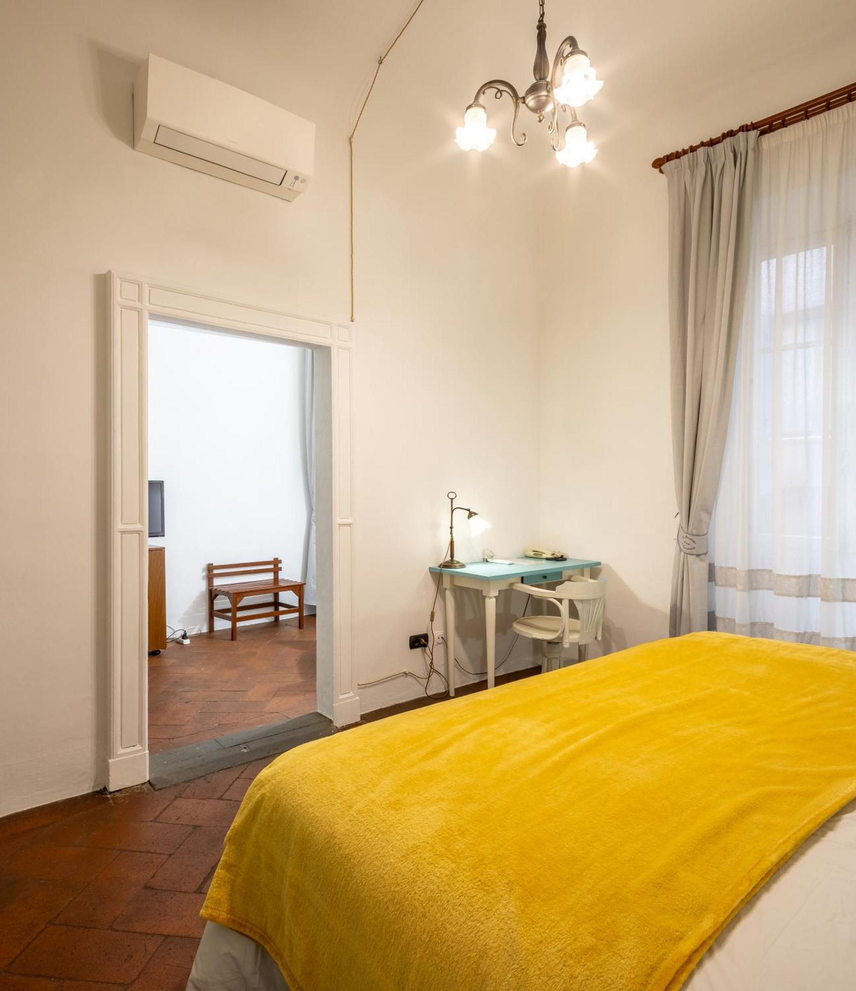 Large Double or Twin Room