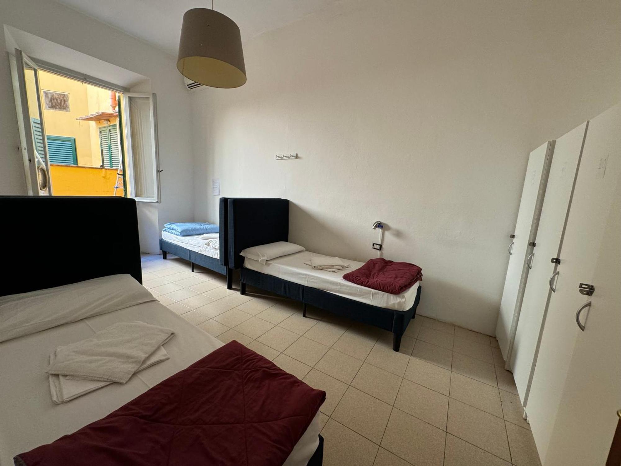 Bed 4-Bed Female Dormitory Room