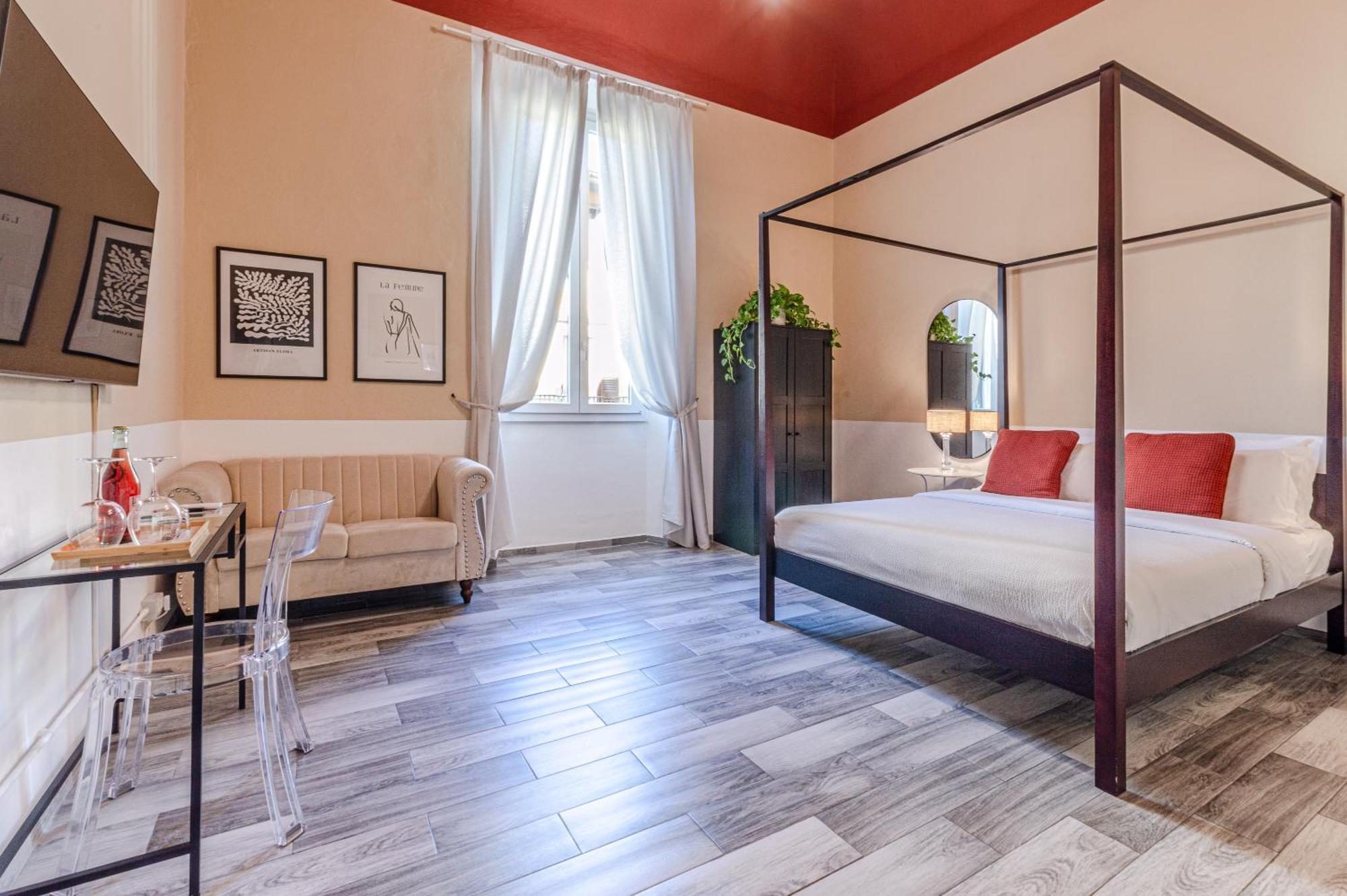 Double Room Private External Bathroom