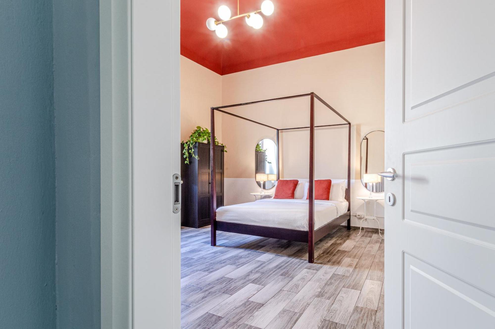 Double Room Private External Bathroom