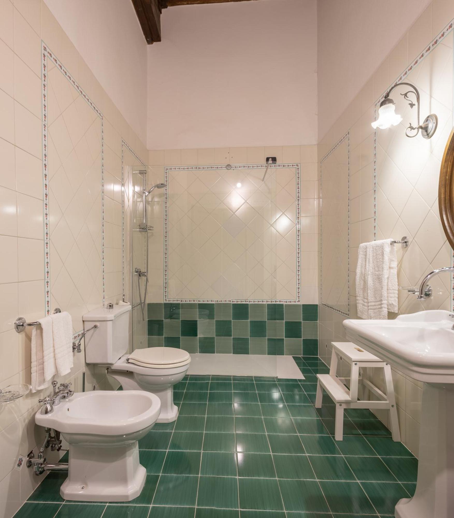 Deluxe Double or Twin Room City View
