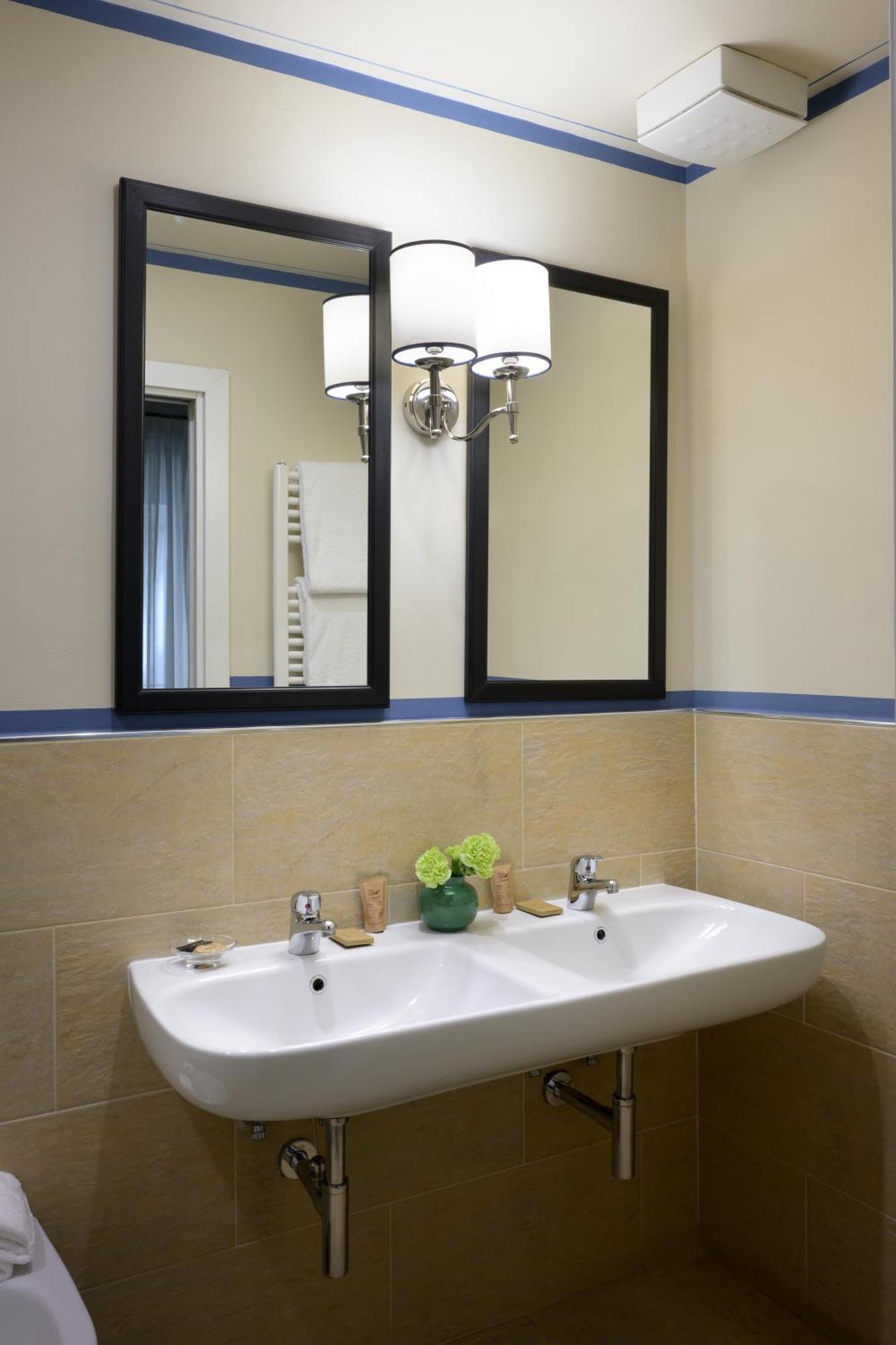 Superior Double or Twin Room City View