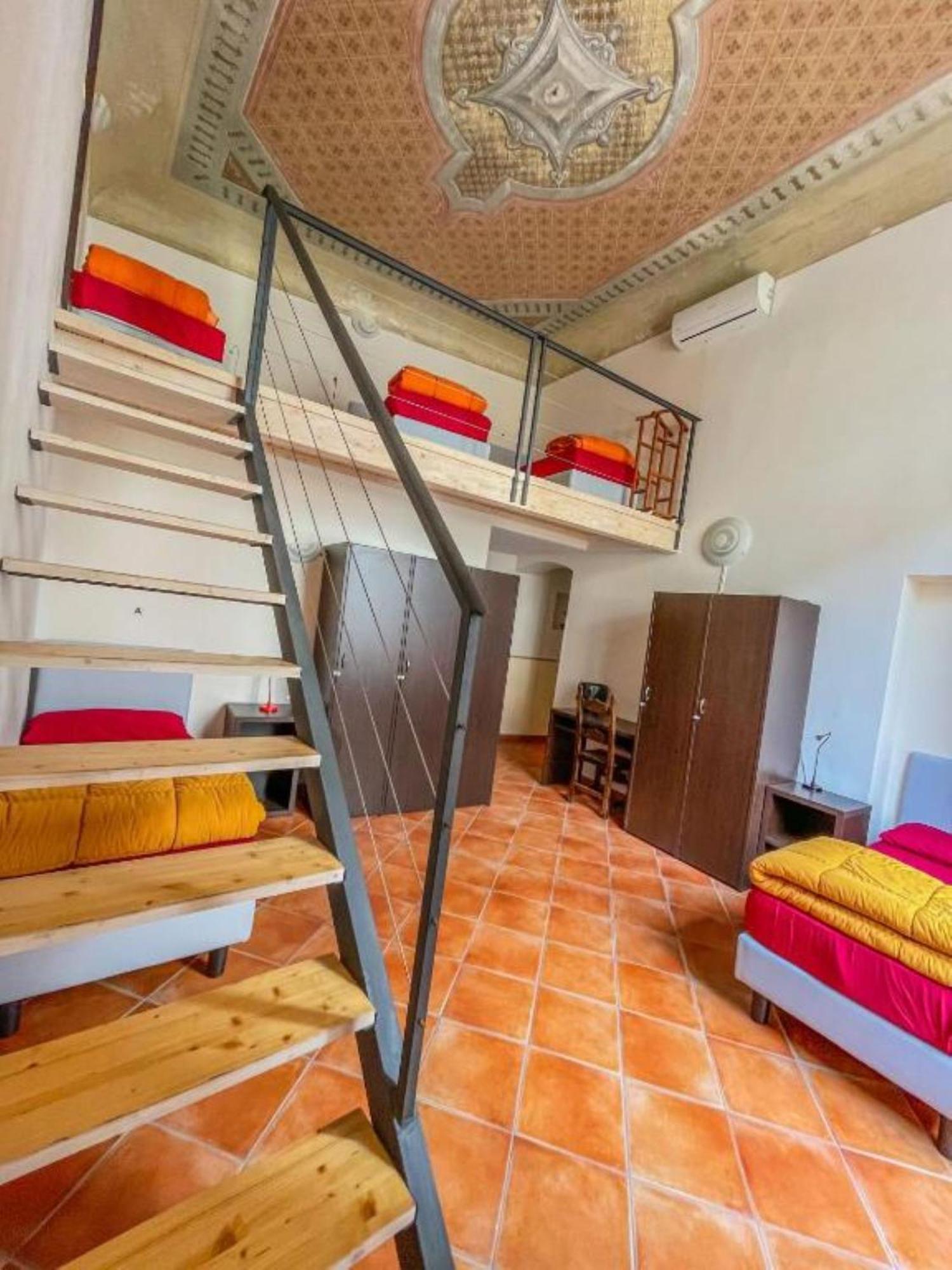 Bed 5-Bed Mixed Dormitory Room