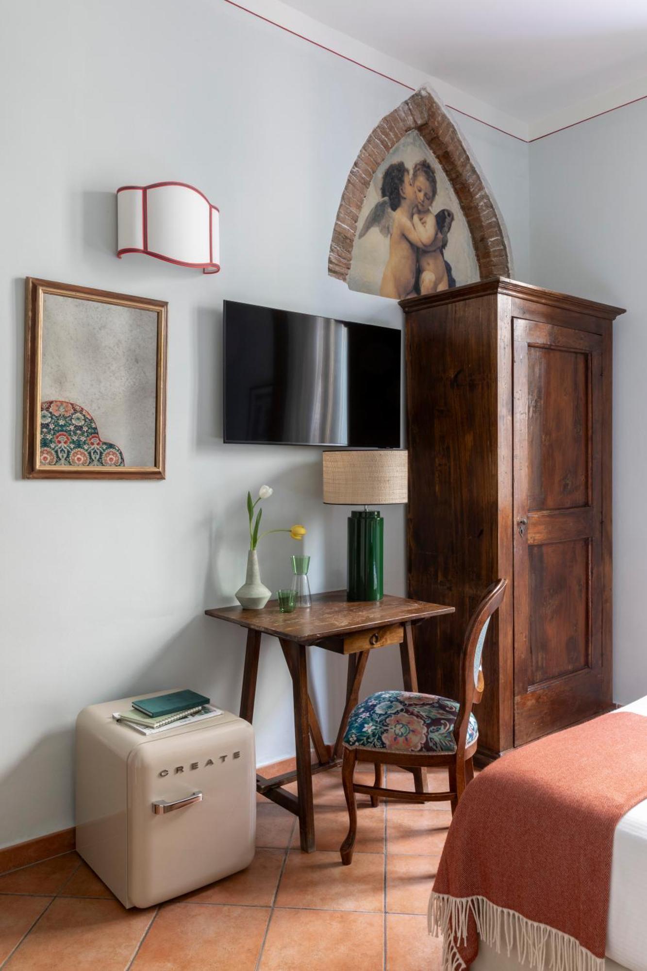 Standard Double or Twin Room,1756408859:JPEG