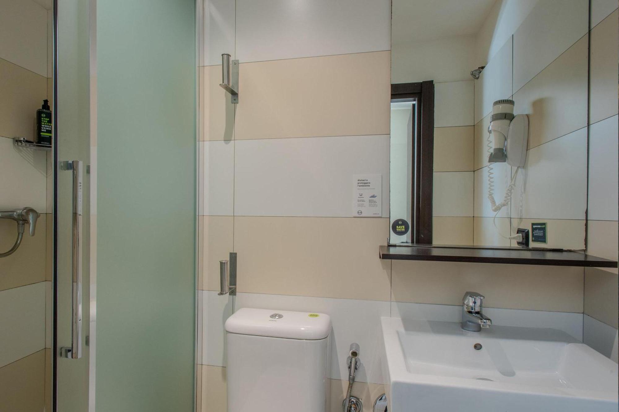 Twin Room - Disability Access,1758276555:JPEG