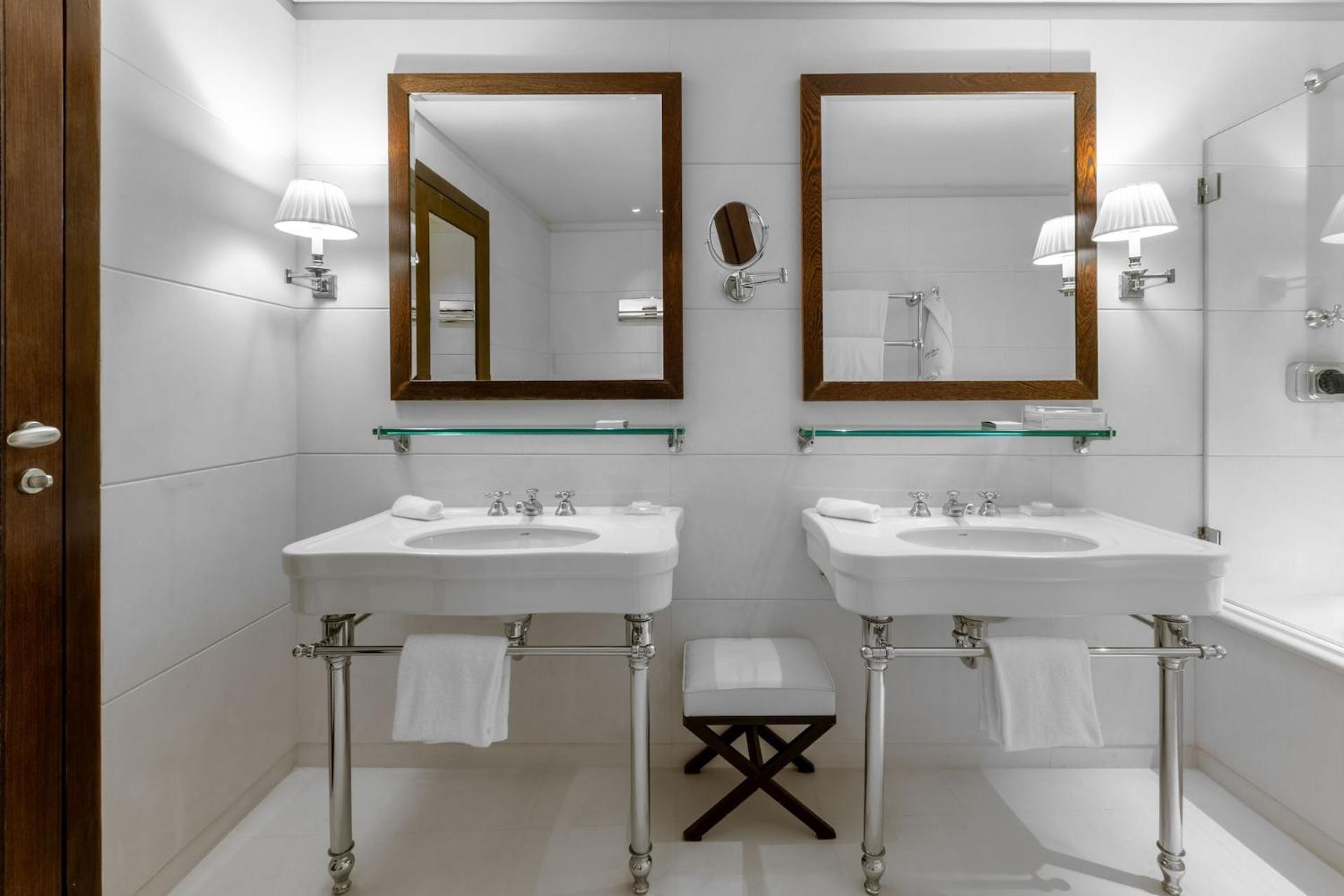 Chambre Deluxe Double ou Lits Jumeaux