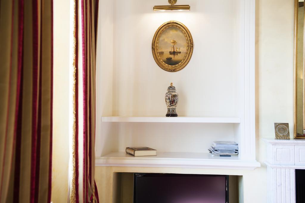 Three-Bedroom Apartment Terrace