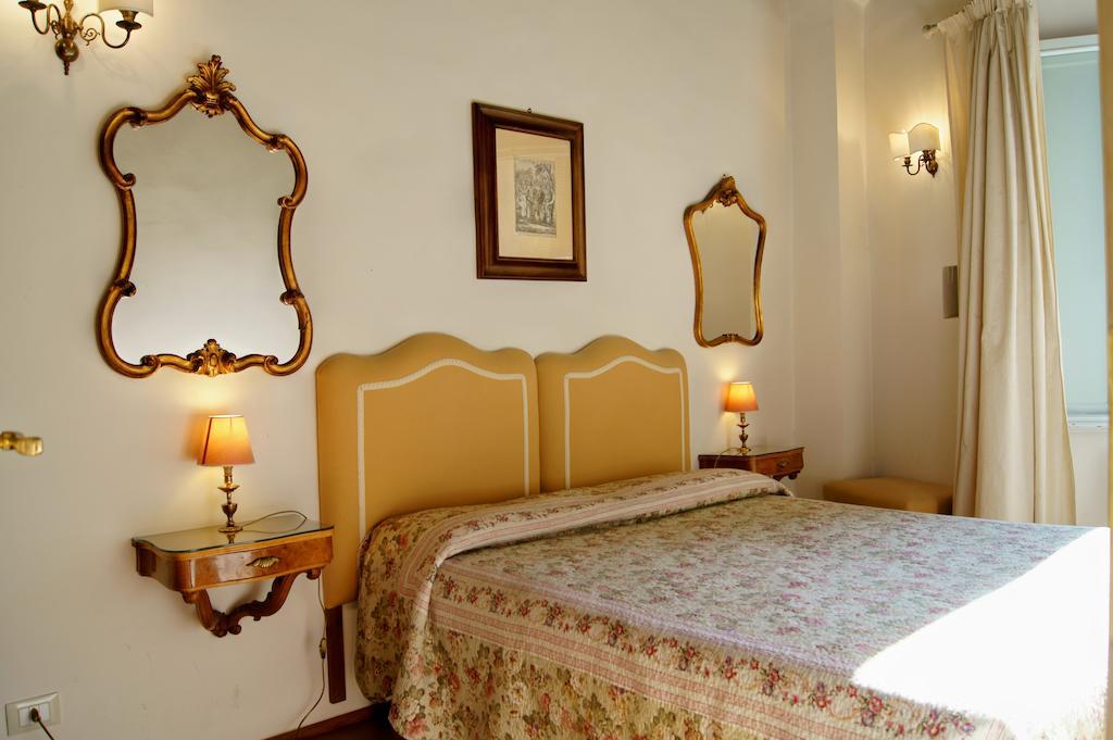 Two-Bedroom Apartment (4 Adults),236636709:JPEG