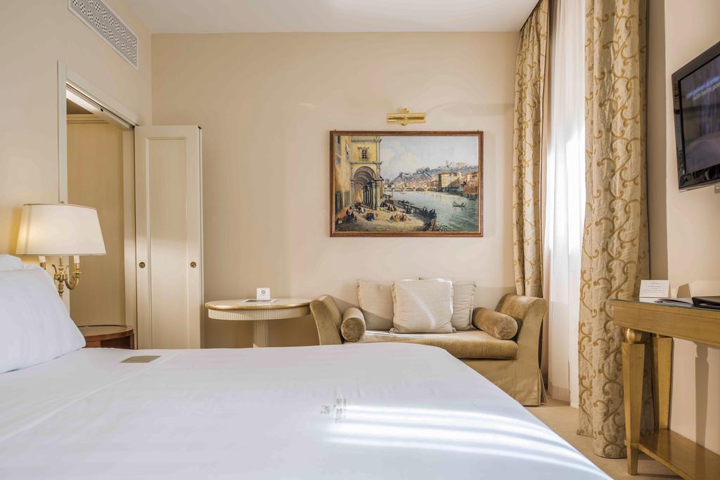 Deluxe Double or Twin Room,257655629:JPEG