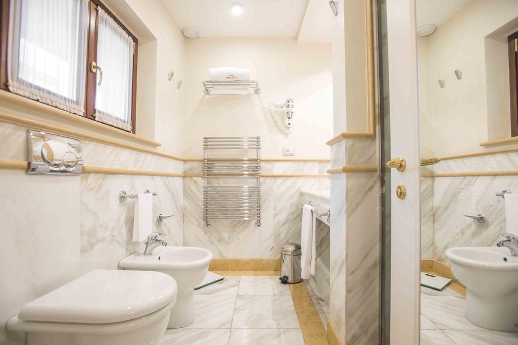 Basic Single Room,257840153:JPEG