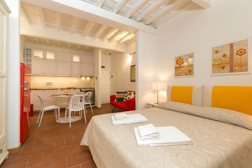One-Bedroom Apartment,268331505:JPEG