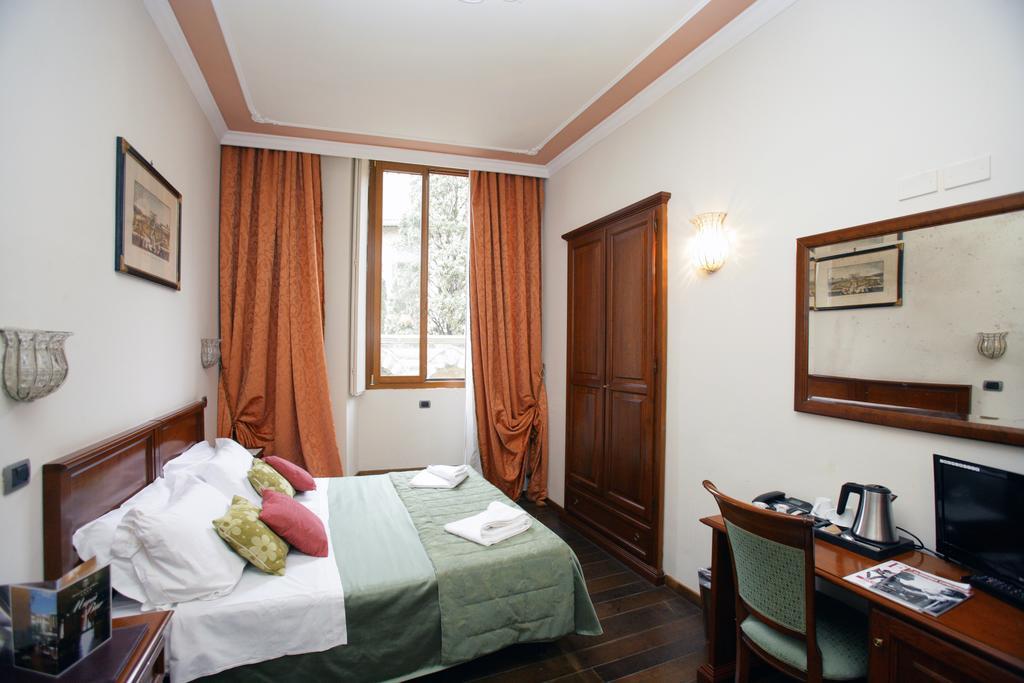 Doppel-/Zweibettzimmer mit Aussicht