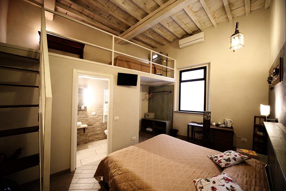 Double Room Private Bathroom
