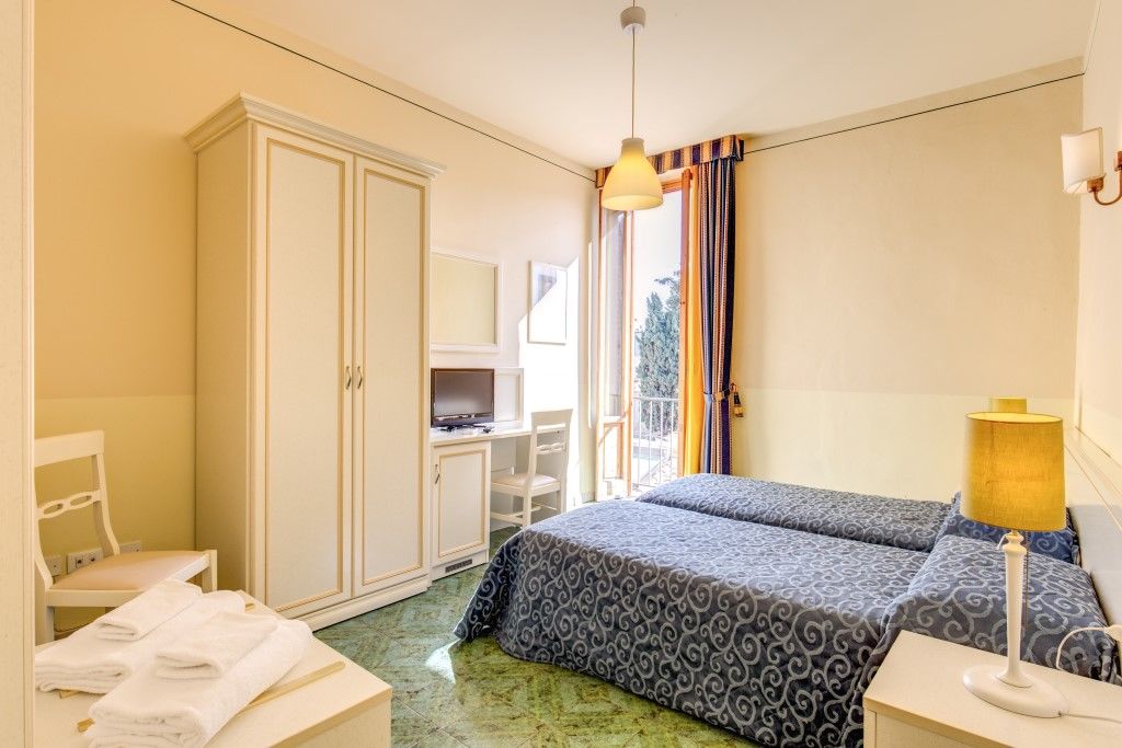 Double or Twin Room with Private Bathroom