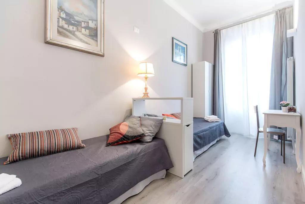 Chambre Double ou Lits Jumeaux avec Salle de Bains Privative