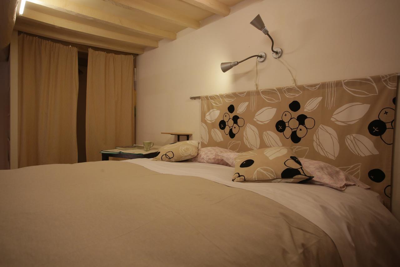 Large Two-Bedroom Apartment,641657367:JPEG