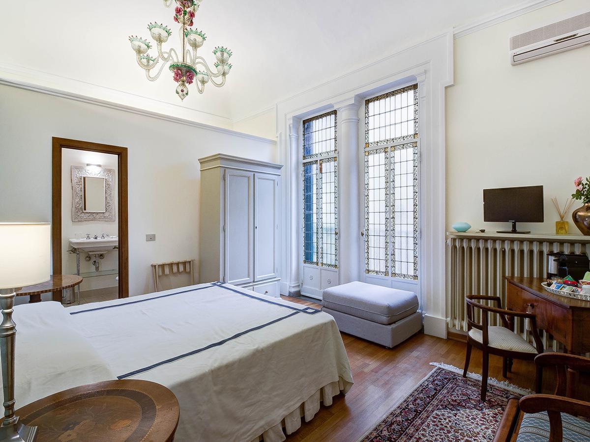 Large Double Room with Balcony