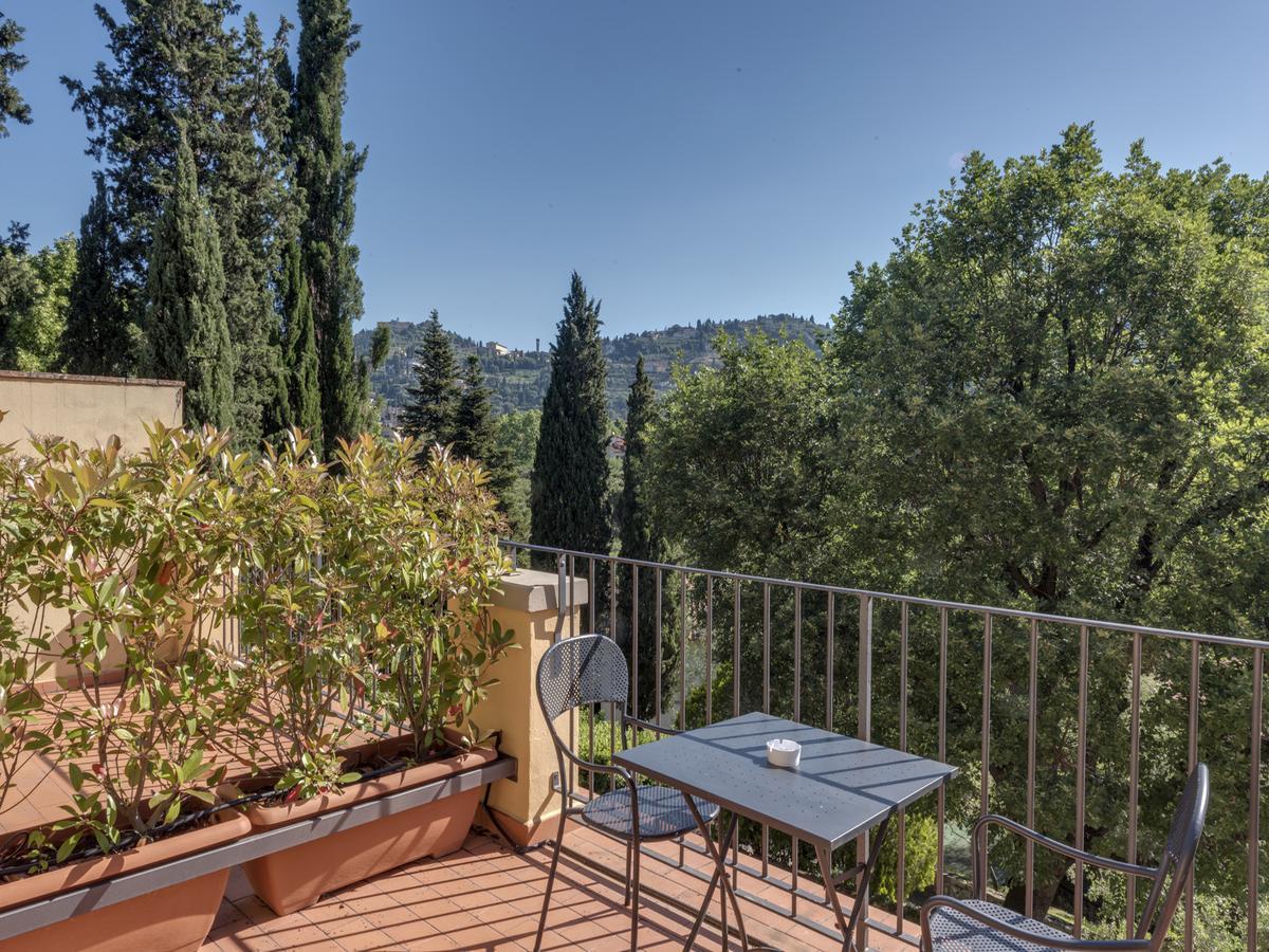 Zweibettzimmer mit Balkon