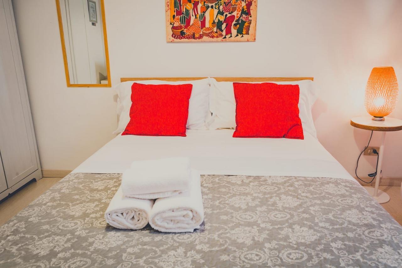 Tweepersoonskamer met een Eigen Externe Badkamer