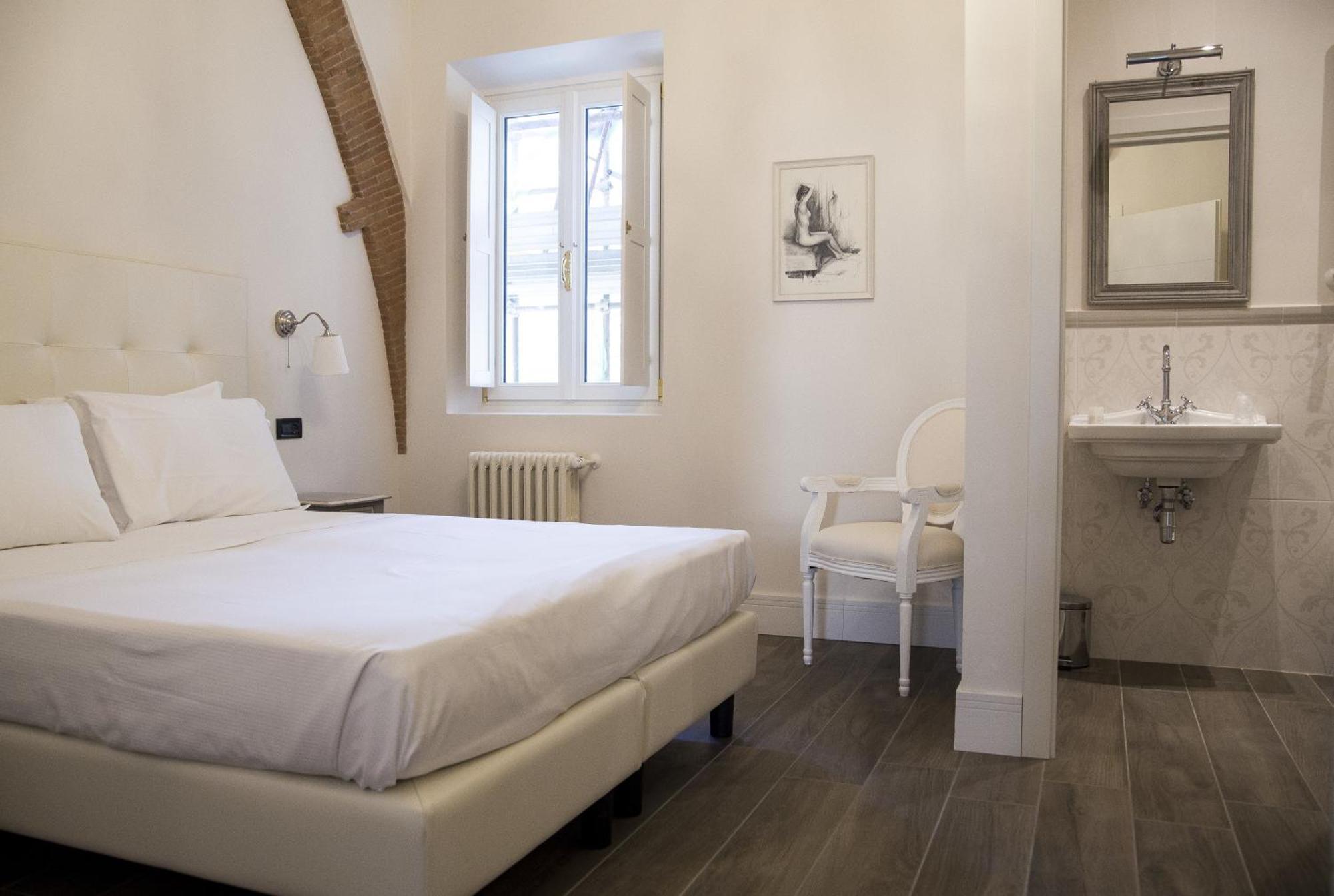 Comfort Double or Twin Room