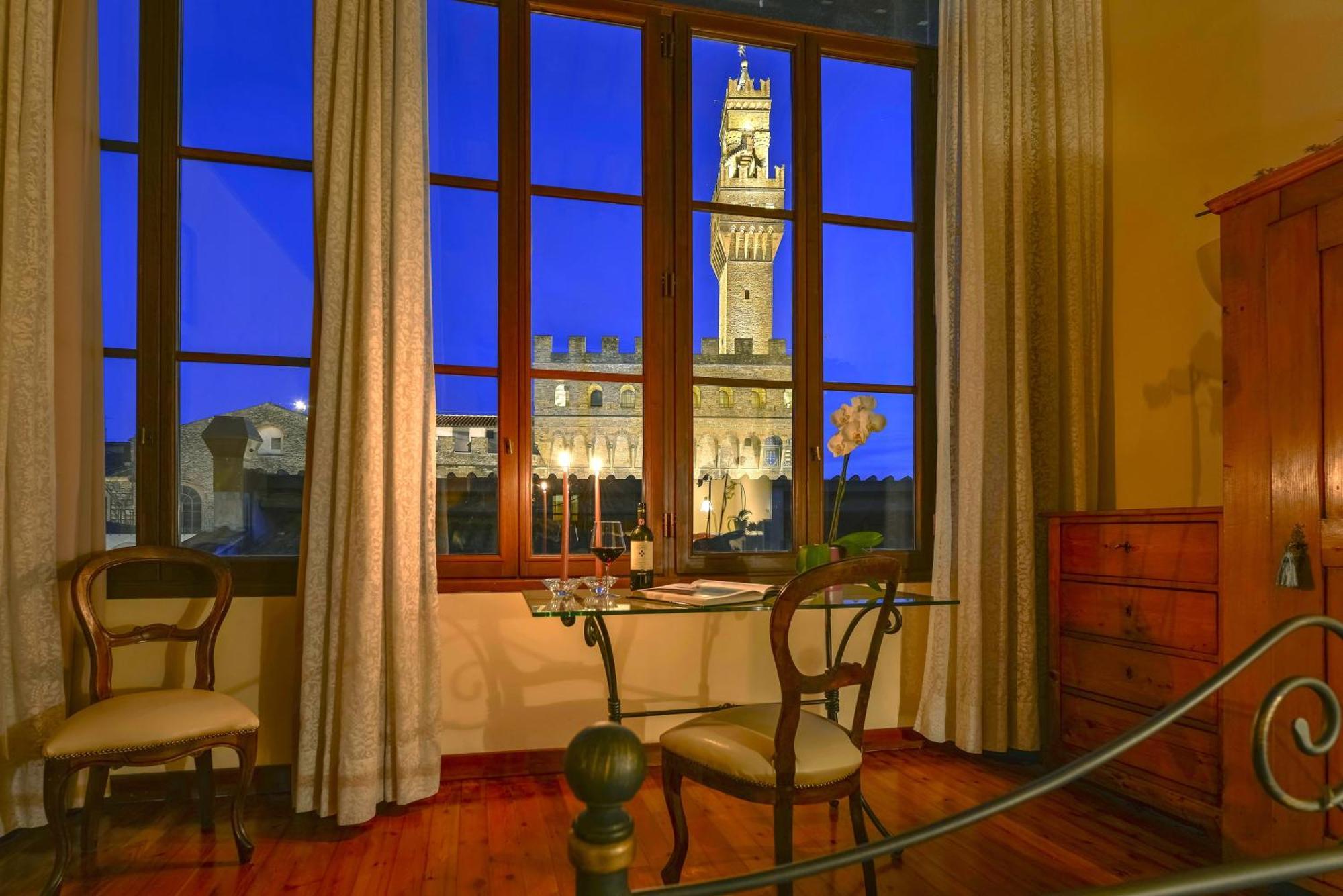 Studio - Split Level,707125678:JPEG