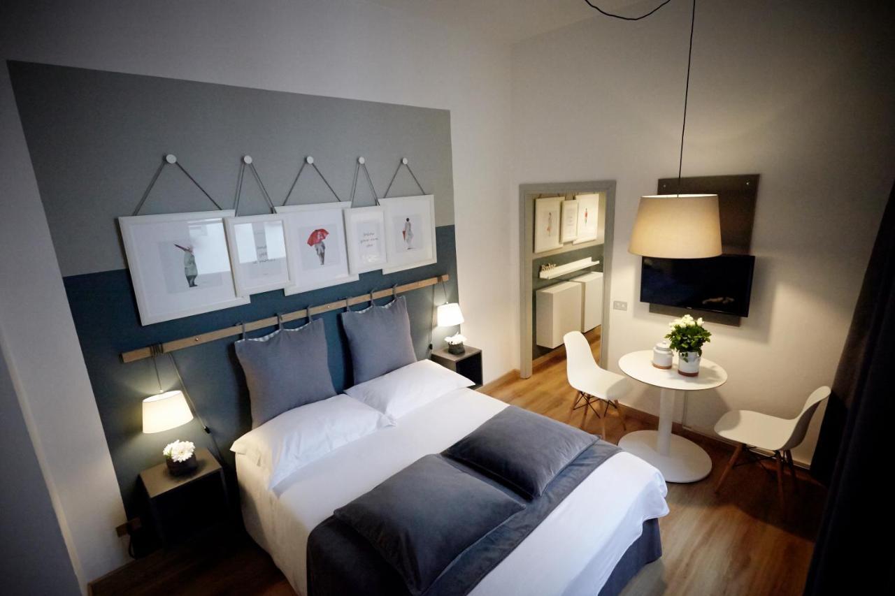 Studio Apartment,736614157:JPEG