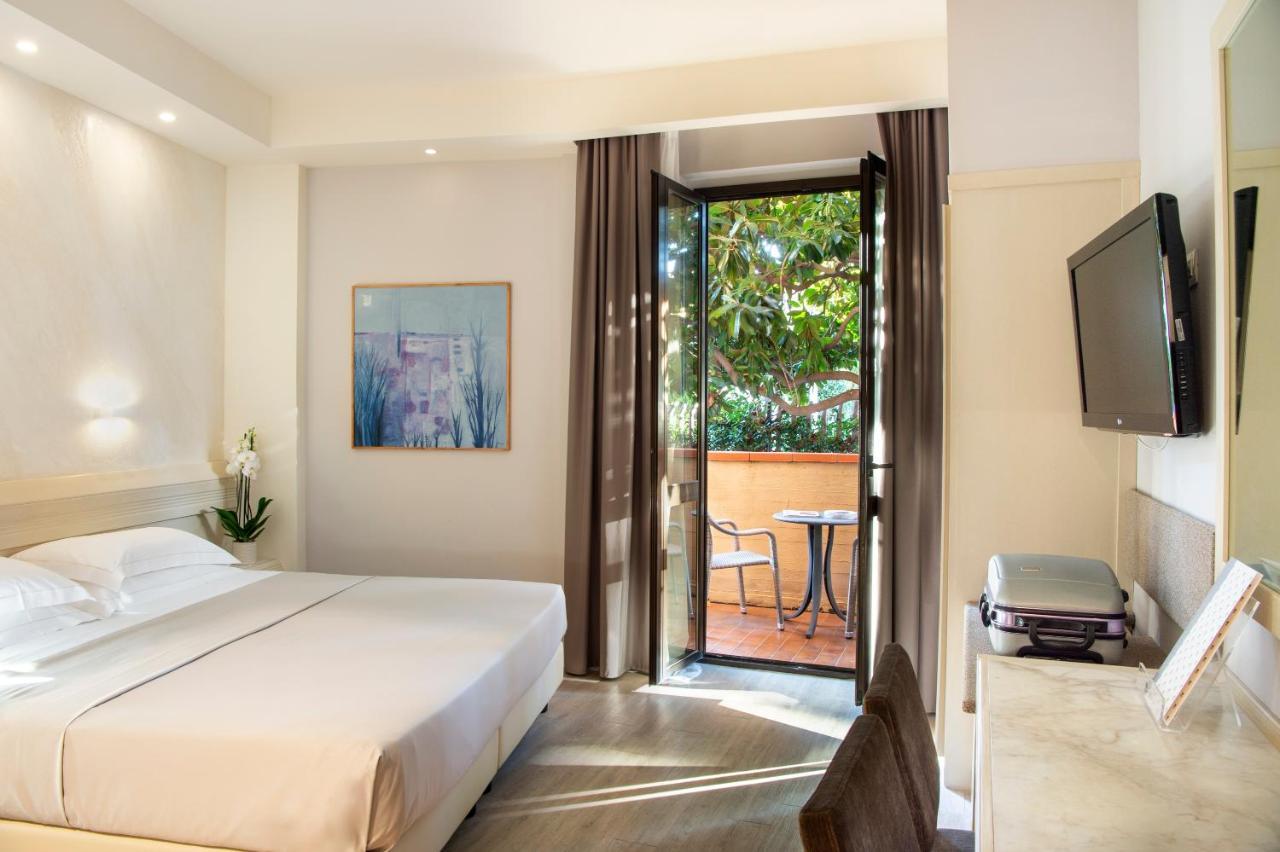 Superior Double or Twin Room,748728587:JPEG