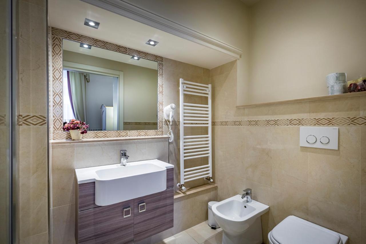 Superior Double or Twin Room City View
