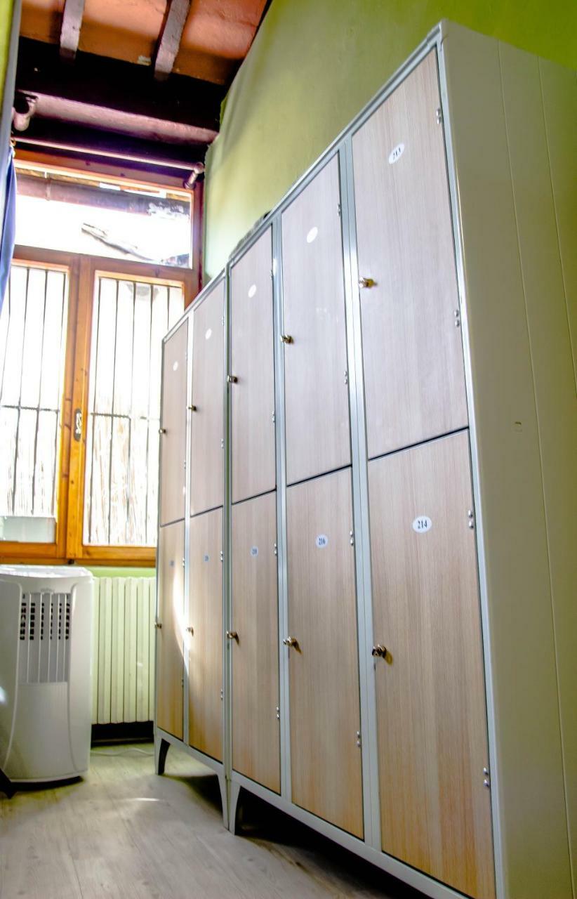 Bed 10-Bed Mixed Dormitory Room