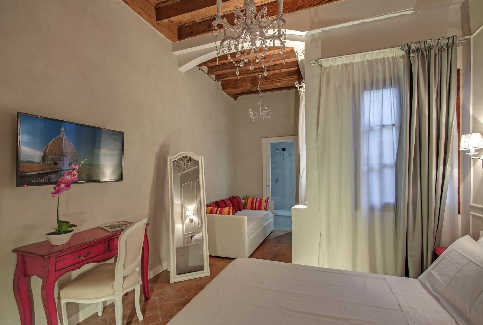 Superior Triple Room